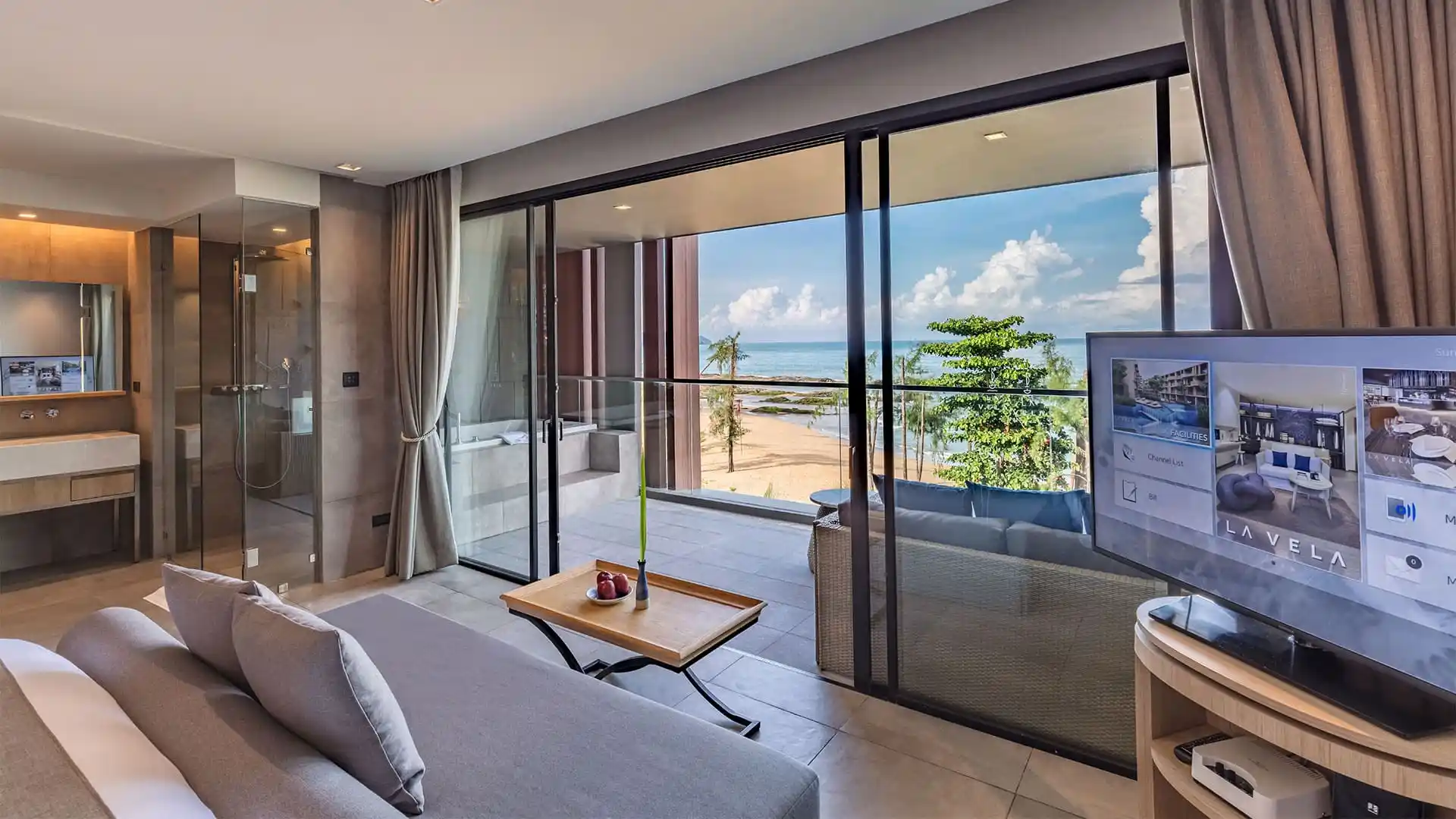Deluxe Sea View room ocean balcony
